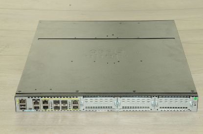 Picture of ISR4431-VSEC/K9 Cisco 4431 Router 4 Ports Management Port 8 Slots Gigabit Ethernet 1U Rack-mountable | Refurbished