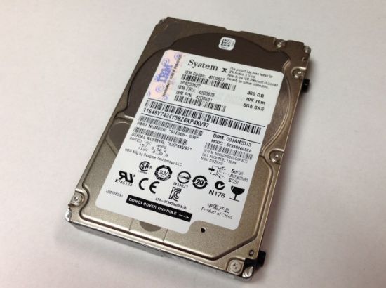 Picture of 42D0417 IBM 300GB 15K RPM 4GBPS Fibre Channel Hot Swap HDD | Refurbished