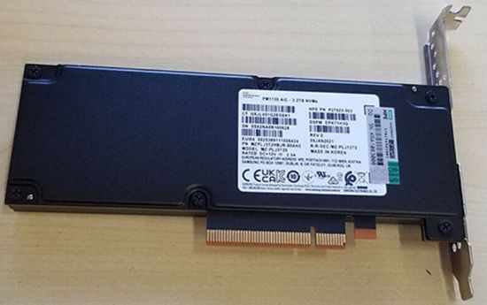Picture of MZ-PLJ3T20 Samsung PM1735 3.2TB PCI Express V5 Enterprise Internal SSD | Refurbished