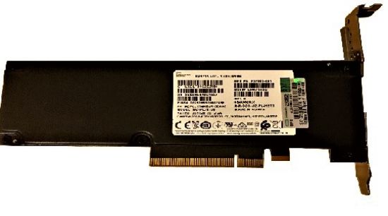 Picture of MZPLJ1T6HBJR-00AH3 Samsung PM1735 1.6 TB PCI Express Enterprise Internal SSD | Refurbished