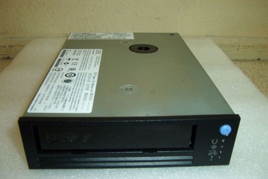 Picture of 95P3654 IBM 400/800GB LTO Ultrium-3 SCSI LVD HH Internal Tape Drive. Refurbished.