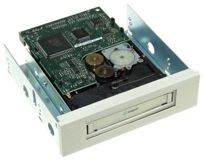 Picture of STT320000A Seagate 10/20GB Travan Tr-5 IDE Internal Tape Drive. Refurbished.